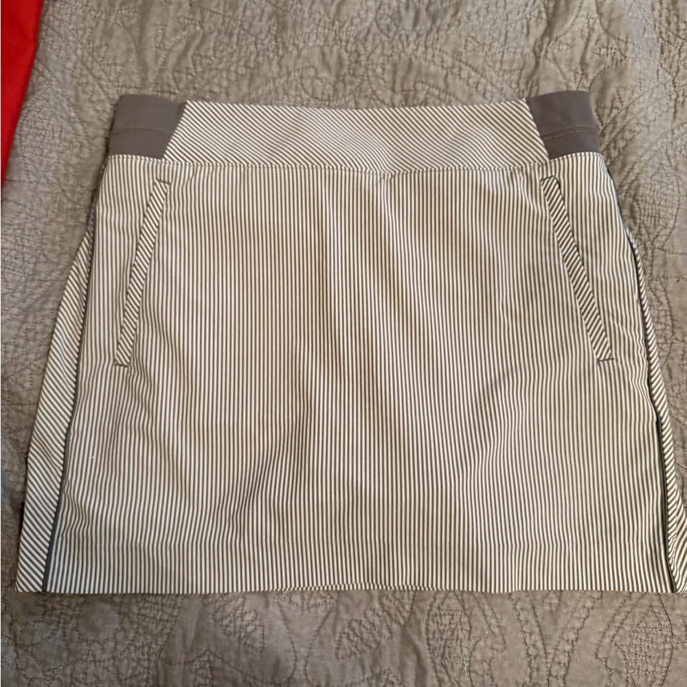Athleta Gray and White Striped Mini Skirt